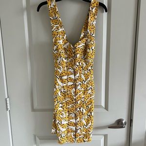 Banana print dress size M